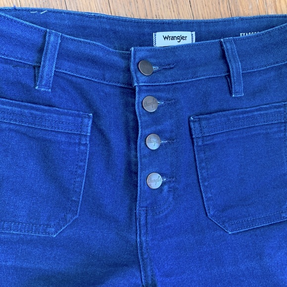 Killer VINTAGE WRANGLER BUTTON FLY BOOT CUT JEANS with SOME STRETCH 💙💙💙💙 - Picture 8 of 11